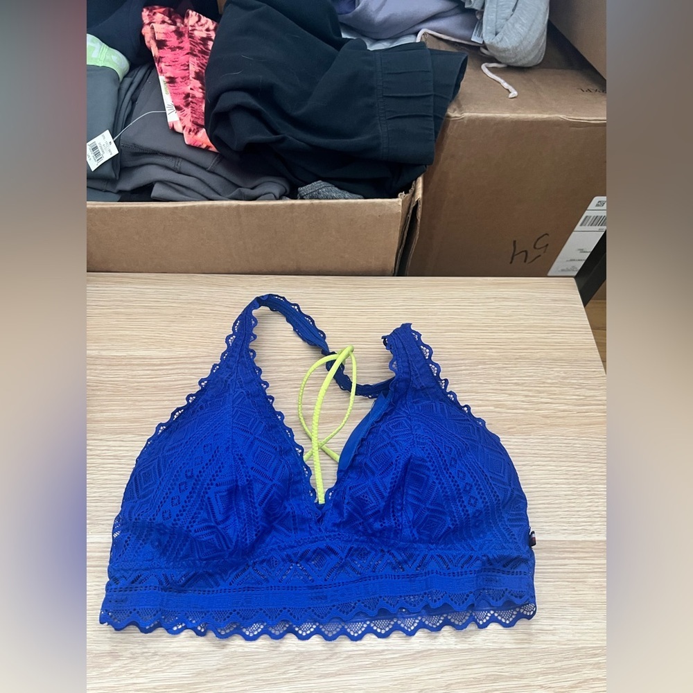 Tommy Hilfiger - Blue Lace Bra with Racerback Design